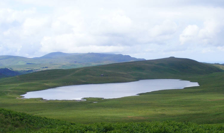 Burnmoor Tarn from the north