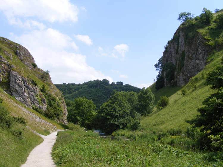 Dove Dale close to Milldale